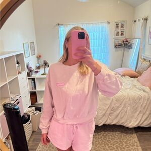 Madhappy Crewneck Sweatshirt pink